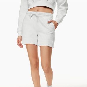 Tna Cozy Fleece Boyfriend 5” Shorts